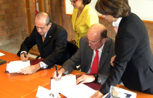 UIA y UAM firman convenio de colaboración general 