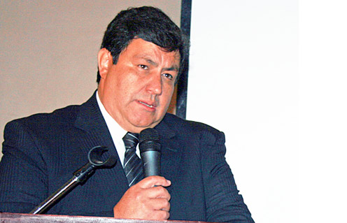 Rindió Gerardo Lara Orozco su Informe 2009-2010 al frente de la UTP