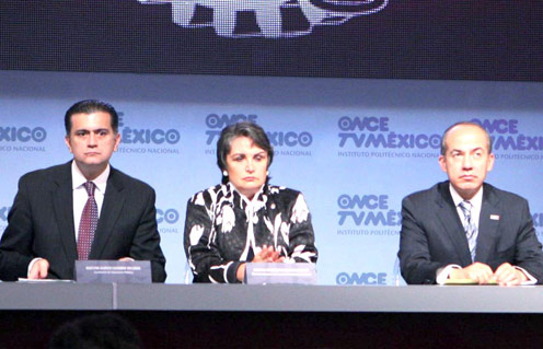 Encabeza Presidente Calderón ampliación de cobertura de Once TV