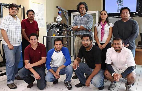 Crean en el CINVESTAV el primer humanoide mexicano