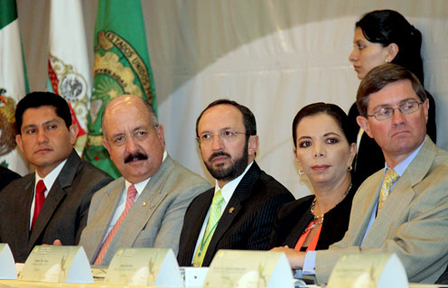 Triple hélice, indispensable para  crecimiento y consolidación de MIPYMES