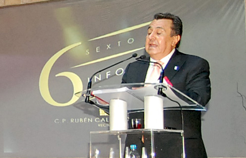 Rindió Rubén Calderón Luján su VI Informe al frente de la Universidad Juárez del Estado de Durango