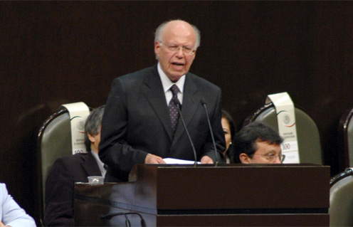 Pide el Rector José Narro Robles duplicar cobertura educativa