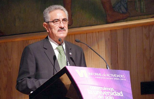 Rindió Raúl Chávez Espinoza su último Informe  al frente de la Universidad Autónoma de chihuahua