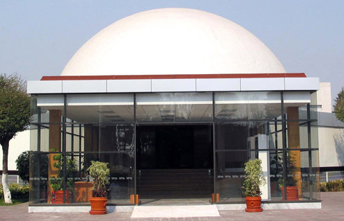 Permanecerá abierto en periodo vacacional el planetario Luis Enrique Erro