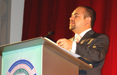 Israel Jerónimo López rindió su informe de actividades 2010  al frente de la Universidad Tecnológica de Nezahualcóyotl