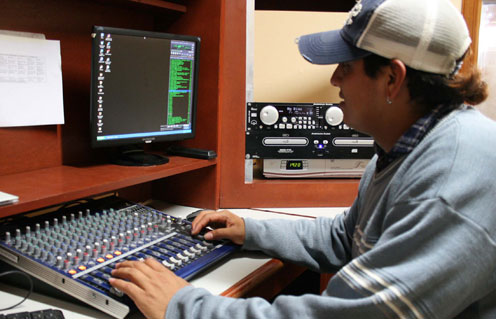 Radio Universidad de Oaxaca iniciará  transmisiones en FM