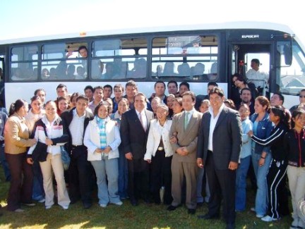 Responde el rector Luis Gil a compromisos con estudiantes de la Universidad Autónoma de Hidalgo