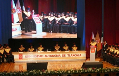 Rindió serafín Ortiz Ortiz su informe de actividades 2010-2011 al frente de la Universidad Autónoma de Tlaxcala