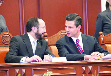 Presentó Eduardo Gasca Pliego su Segundo Informe de Actividades al frente de la Universidad Autónoma del Estado de México 