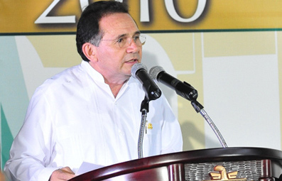 Rindió José Luis Pech Várguez su informe de labores  al frente de la Universidad de Quintana Roo