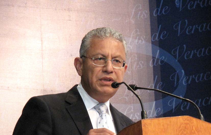 Segundo informe de labores de Raúl Arias Lovillo en la Universidad Veracruzana