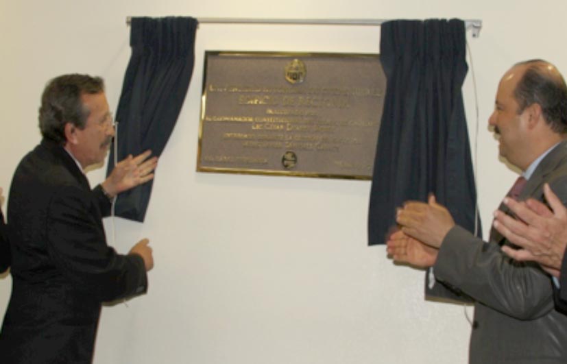 Inaugura Universidad Autónoma de Ciudad Juárez nuevo edificio de rectoría