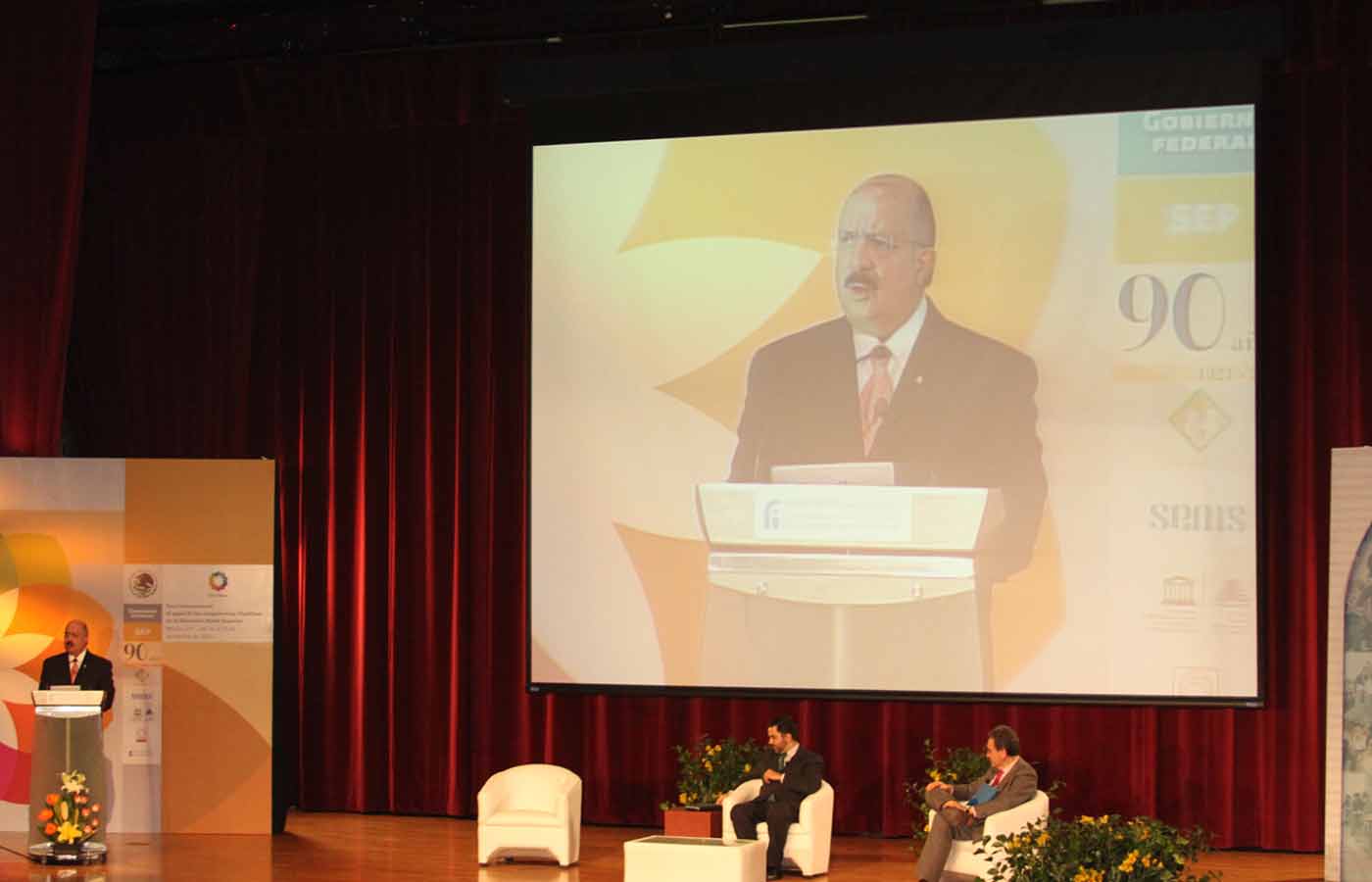 Impulsan SEP, UNESCO y ANUIES competencias filosóficas para coadyuvar en el crecimiento integral de los jóvenes