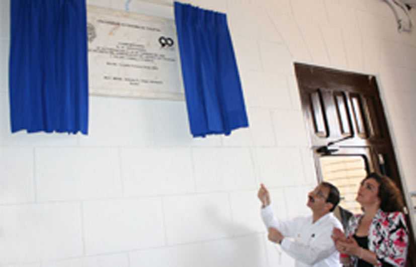 Celebra la Universidad Autónoma de Yucatán 90 aniversario