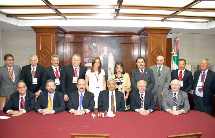 Encuentro con Andrés Manuel López Obrador, candidato del PRD, PT y Convergencia a la Presidencia de la República
