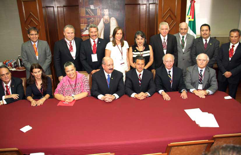 Encuentro con Enrique Peña Nieto, candidato del PRI y PV, a la Presidencia de la República