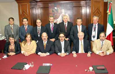 Encuentro con el Lic. Gabriel Quadri de la Torre, candidato del Partido Nueva Alianza a la Presidencia de la República