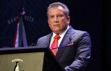 Presentó Enrique Agüera su III Informe de labores en la Benemérita Universidad Autónoma de Puebla