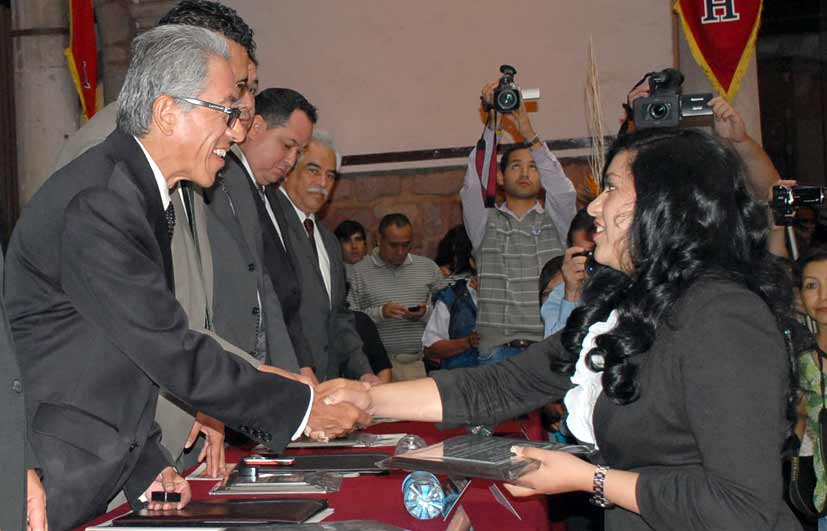 Conmemoraron el XCV aniversario de la fundación de la  Universidad Michoacana de San Nicolás de Hidalgo  