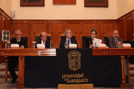 Homenaje al Mtro. Armando Olivares Carrillo