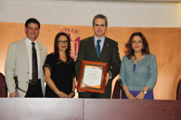 UPAEP recibe re acreditación por el CONAC