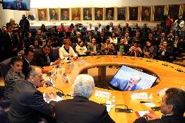 Estrechan alianza IPN e ISSSTE