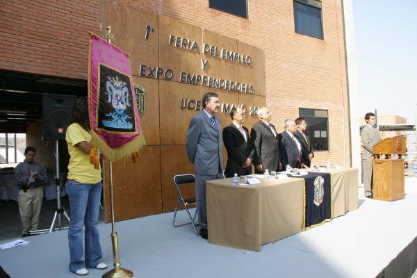 Inauguró el Rector de la Universidad de Guanajuato, la 1ª. Feria del Empleo y Expo Emprendedores