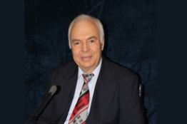 Ganador del Premio a la Investigación 2013 habla de las nuevas políticas científicas 