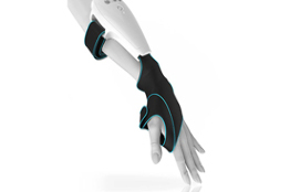 Diseñan brazalete para detectar emergencias en adultos mayores