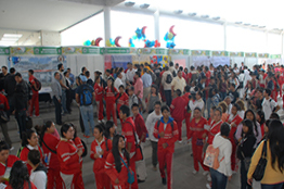 En el segundo día de actividades, llega a 4  mil 500 visitantes la Exporienta universitaria 2014