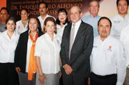 Reconoce Upalt rendimiento académico de estudiantes