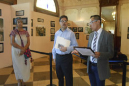 Inauguran en la UAZ, exposición sobre migrantes zacatecanos