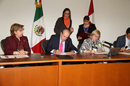 ANUIES y AUCC colaboran para el incremento de investigación y movilidad académica.   