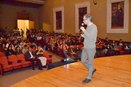 El conocimiento nos hace seres libres: Pablo Boullosa