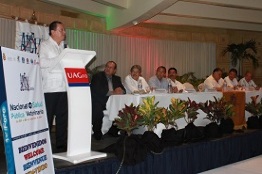 Inaugura el rector Javier Saldaña el primer foro nacional de salud pública veterinaria