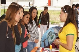Estudiantes del ITA participan en la Feria de países organizada por AIESEC