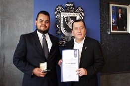 Premio Nacional al Desempeño de Excelencia CENEVAL-EGEL a estudiante de la UAGro