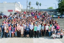 Entrega UJAT becas PAEEL a estudiantes de escasos recursos