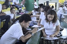 Modelo UCOL, instrumento con el que los universitarios asumen el reto de transformar la sociedad: Rector