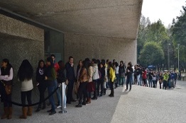 Yayoi Kusama desborda el Museo Tamayo con su Obsesión infinita