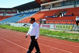 Inicia UNACAR proceso de recuperación del Estadio Delfines