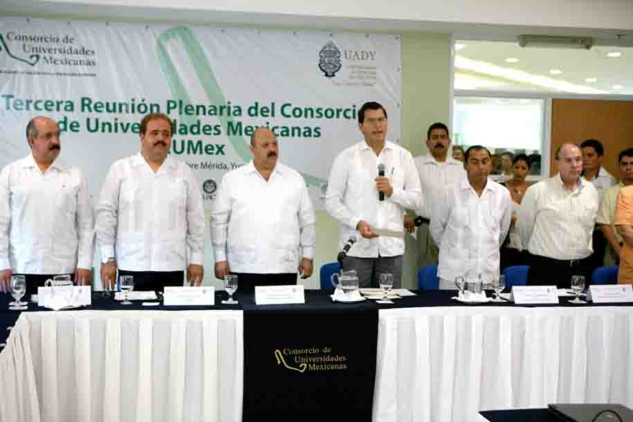 Encabezó Reyes Tamez la Tercera Reunión Plenaria del CUMex. En la Universidad Autónoma de Yucatán