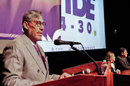 PROFESIONALES INTEGRALES, COMPETENTES Y CON VALORES PARA AVANZAR HACIA UNA SOCIEDAD MÁS PRÓSPERA, JUSTA Y SOLIDARIA, EL RETO DE LAS UNIVERSIDADES