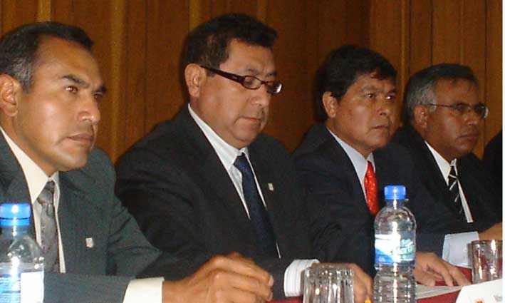 Presentó Rector de la Universidad Autónoma de Tlaxcala, Reglamento del Fondo de Pensiones para Jubilaciones