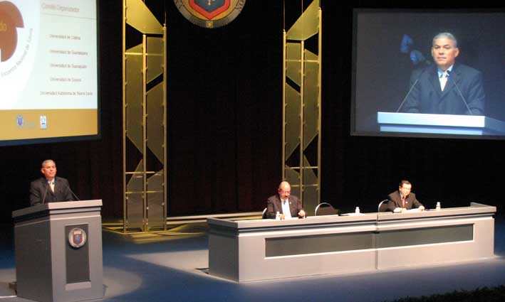 Se realizó el Segundo Encuentro Nacional de Tutoría en la Universidad Autónoma de Nuevo León