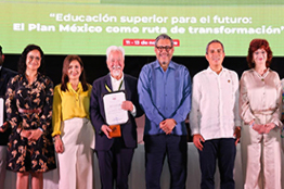 ANUIES DISTINGUIÓ A ACADÉMICOS Y PROFESIONISTAS POR SU DESTACADA LABOR EN FAVOR DEL DESARROLLO DE LA EDUCACIÓN SUPERIOR DEL PAÍS