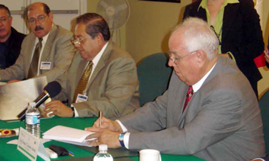 Firmaron Convenio de colaboración CETYS Universidad y la CFE