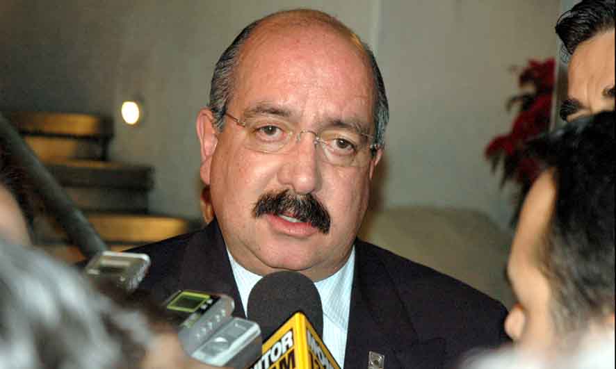 Los recursos para educación debería ser prioridad nacional: RLC