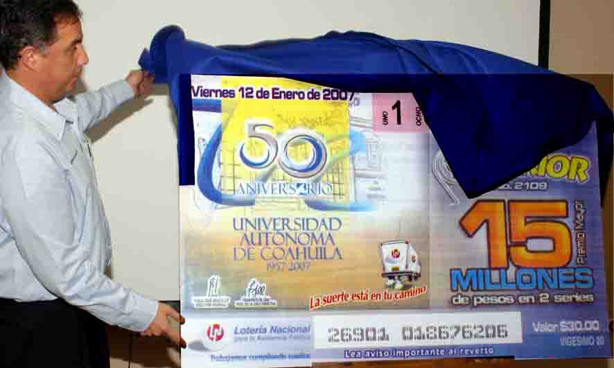 Conmemora su cincuentenario la Universidad Autónoma de Coahuila